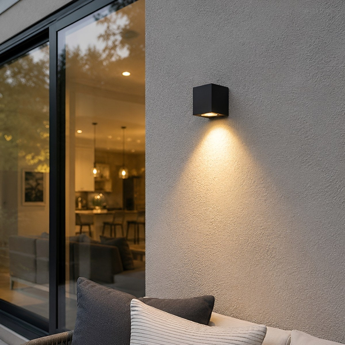 Waterproof Modern Rectangular LED Outdoor Wall Light - Pulens