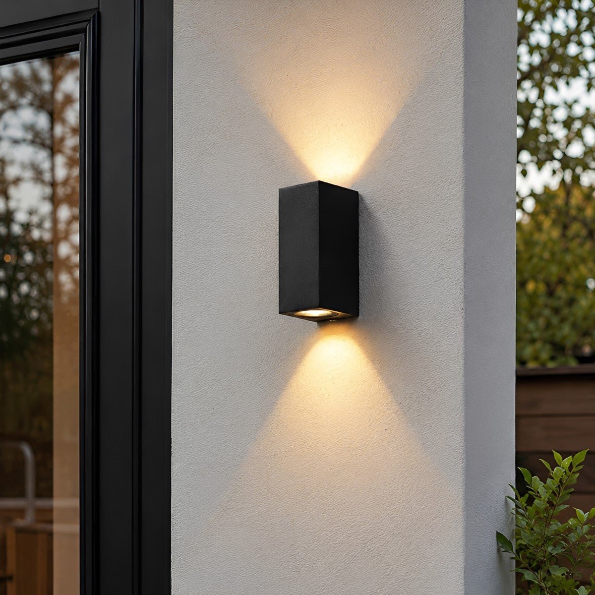 Waterproof Modern Rectangular LED Outdoor Wall Light - Pulens