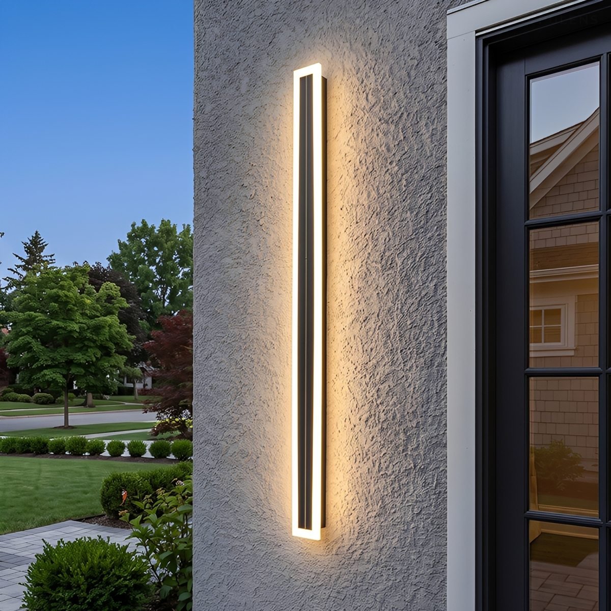 Modern Solar Waterproof Linear LED Outdoor Wall Light - Pulens