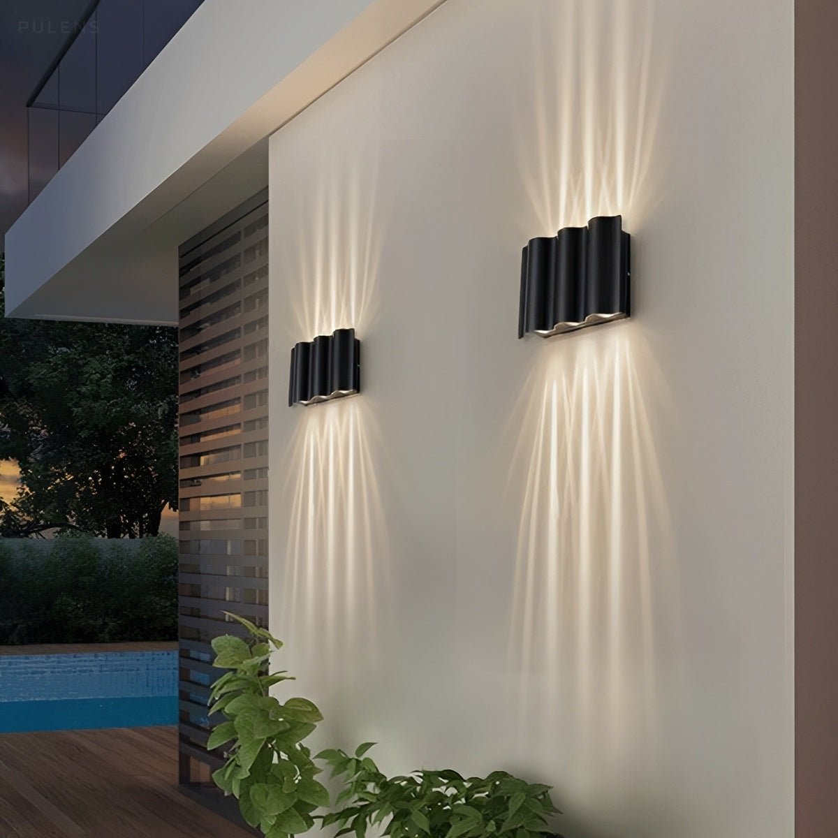 Waterproof Modern Vertical-Beam Up & Down Outdoor Wall Light - Pulens