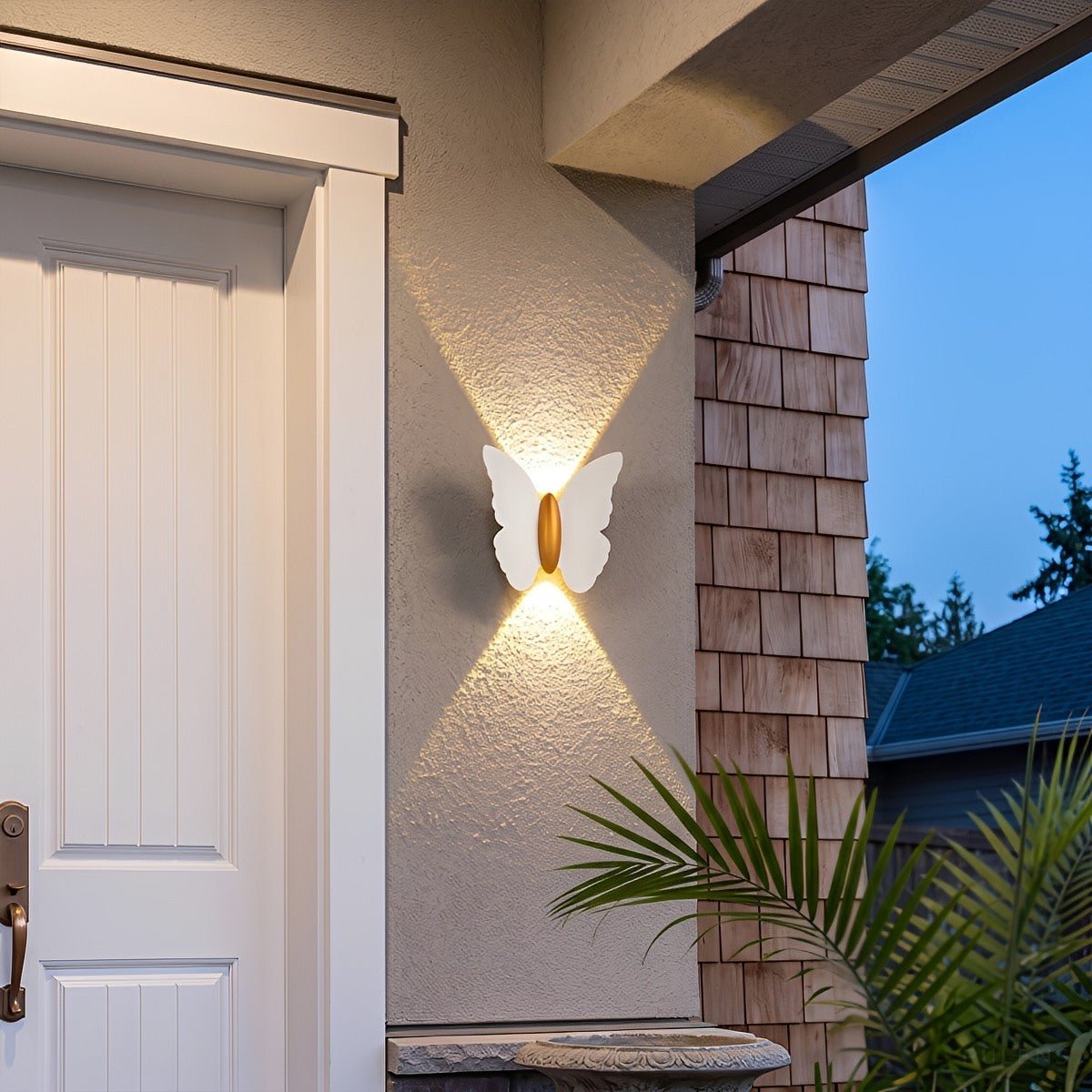 Waterproof Modern Animal Shape LED Outdoor Wall Light - Pulens