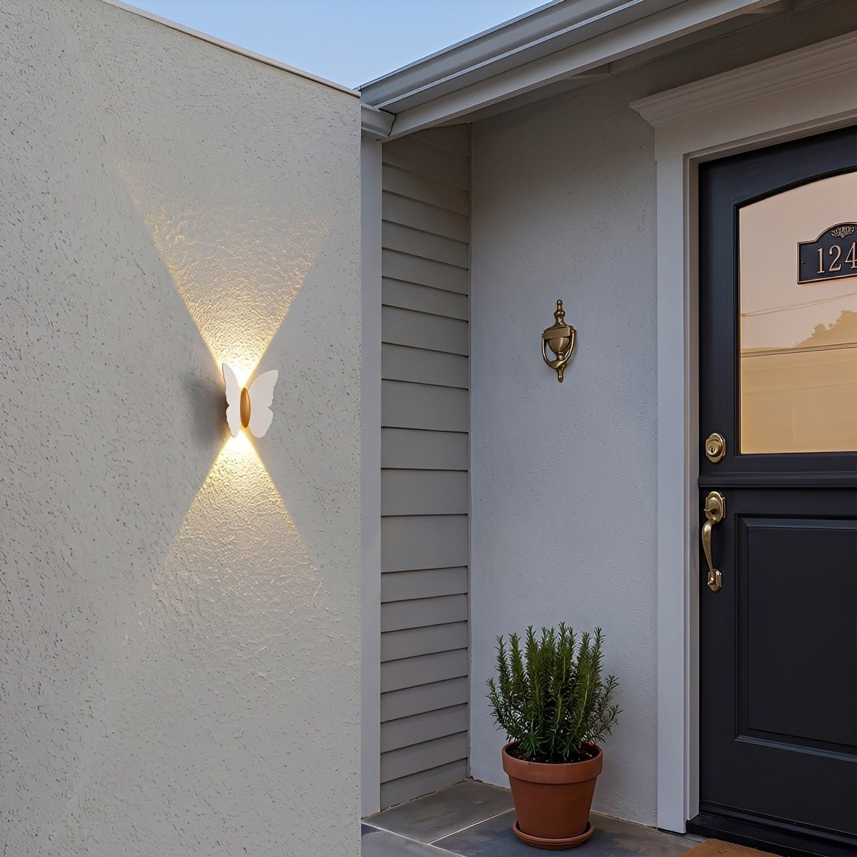 Waterproof Modern Animal Shape LED Outdoor Wall Light - Pulens