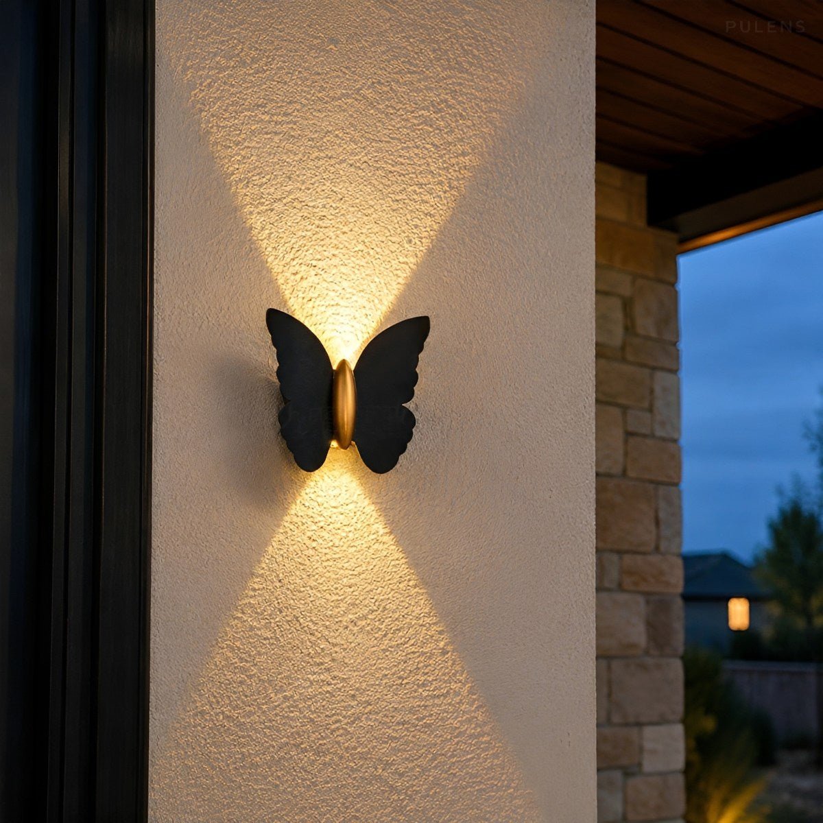 Waterproof Modern Animal Shape LED Outdoor Wall Light - Pulens
