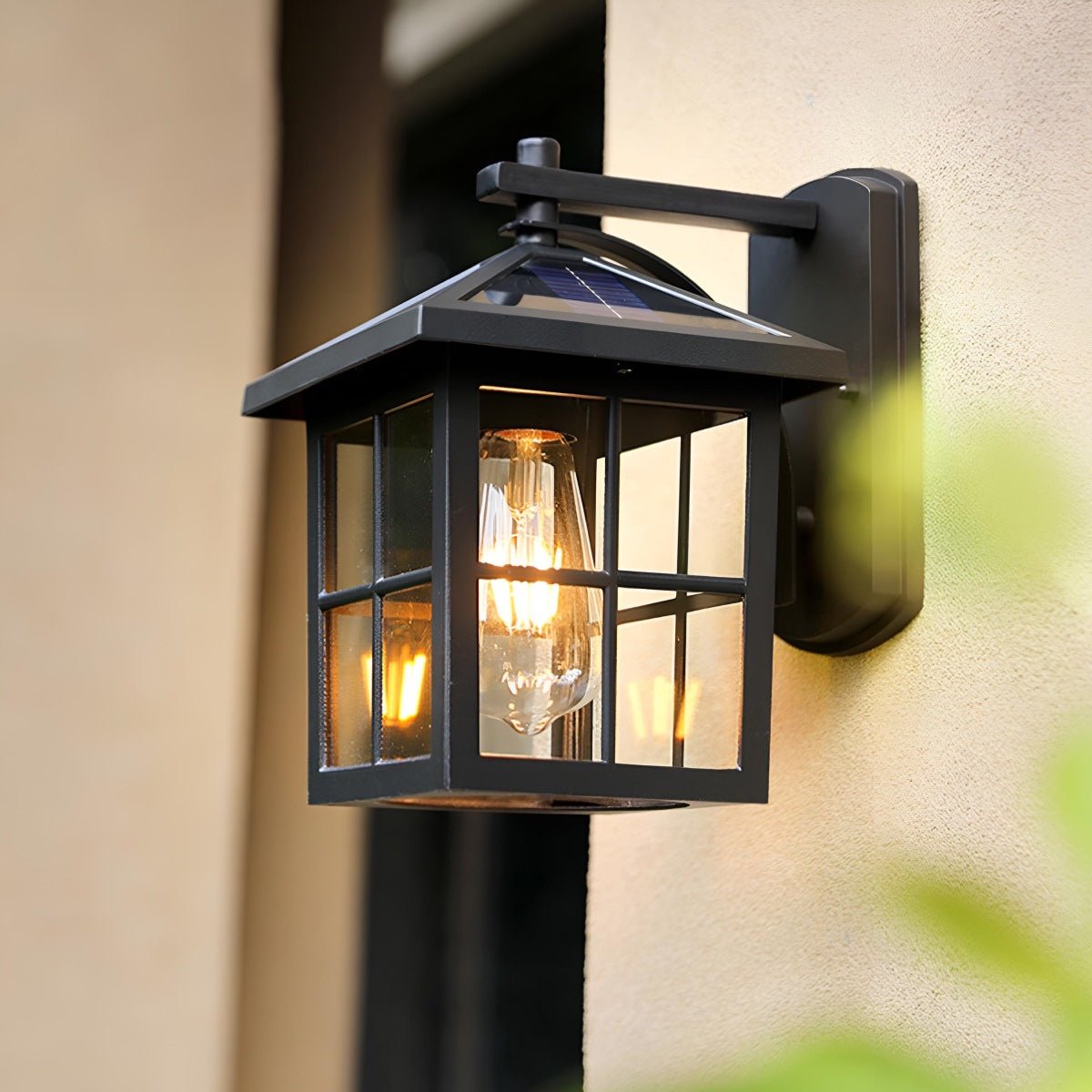 Dimmable Farmhouse Outdoor Wall Light - Pulens