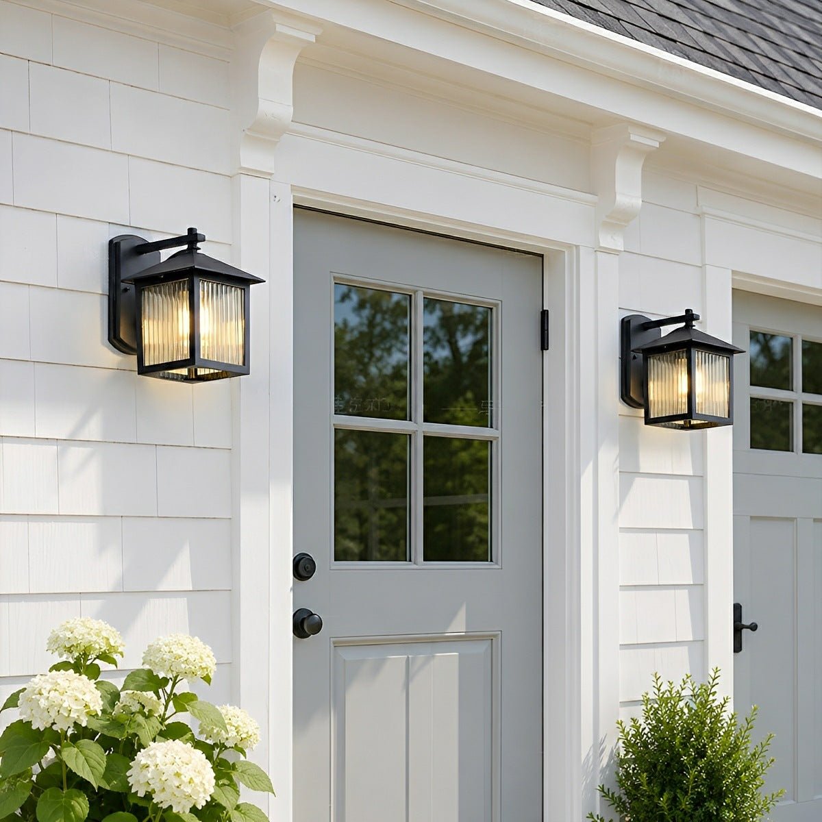 Dimmable Farmhouse Outdoor Wall Light - Pulens