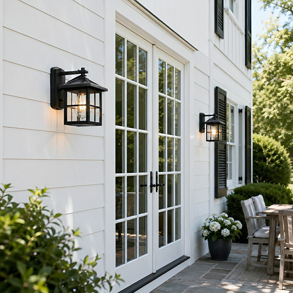 Dimmable Farmhouse Outdoor Wall Light - Pulens