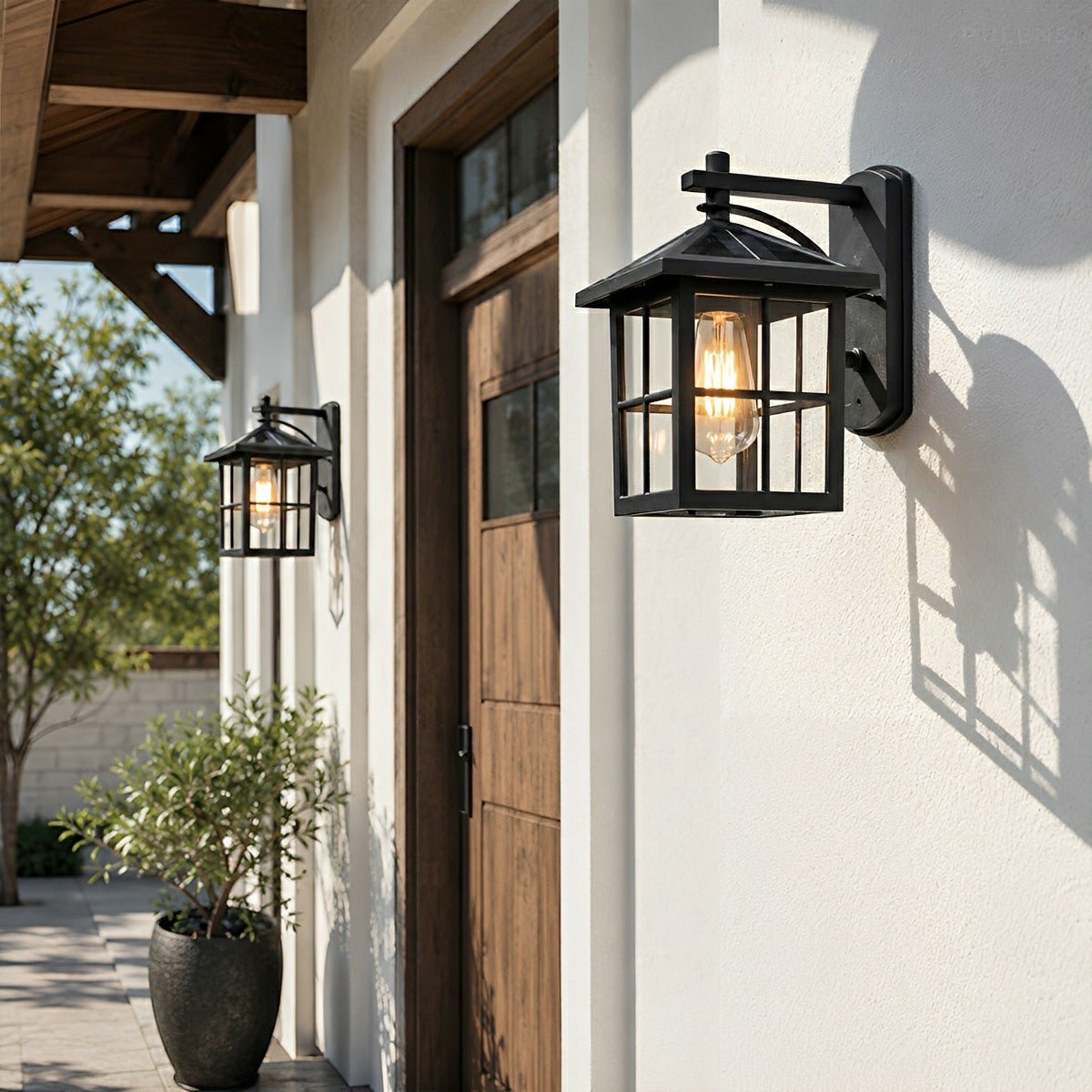 Dimmable Farmhouse Outdoor Wall Light - Pulens