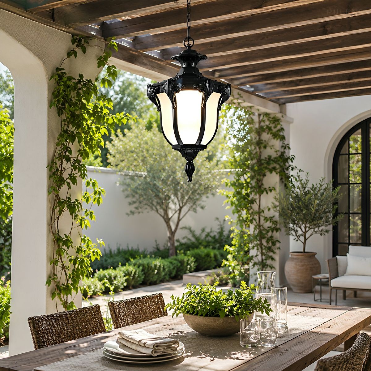 Dimmable Estate Coach Outdoor Pendant Light - Pulens