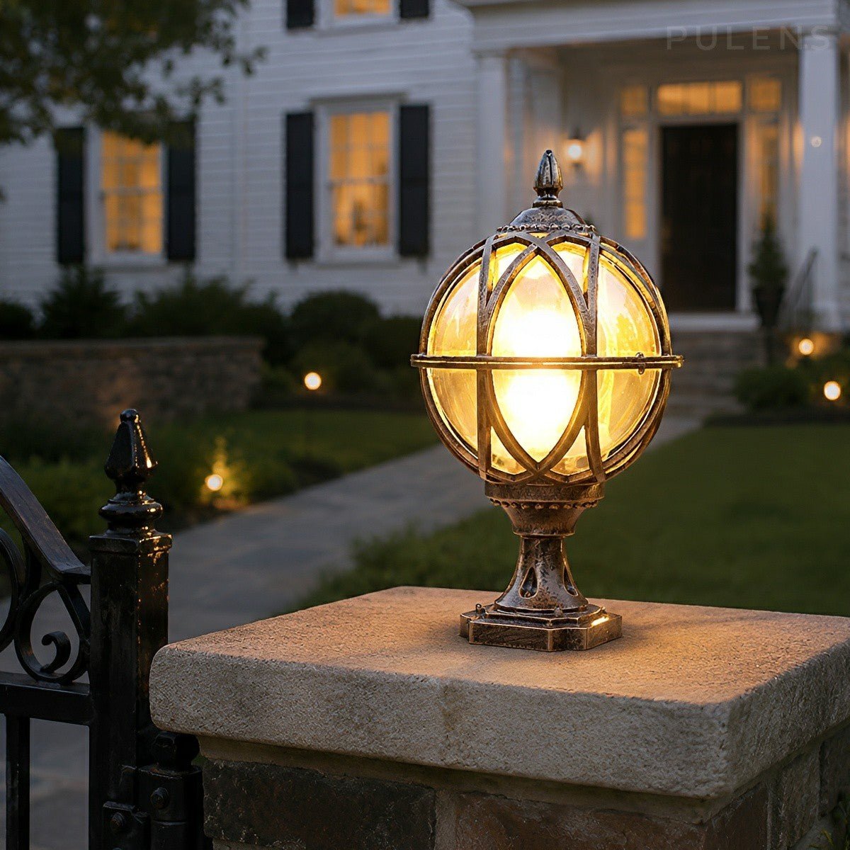 Dimmable Globe Cage Outdoor Post Light - Pulens
