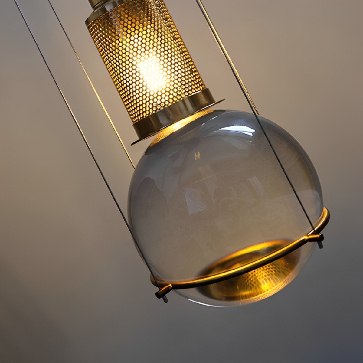 Dimmable Globe Glass Pendant Light - Pulens