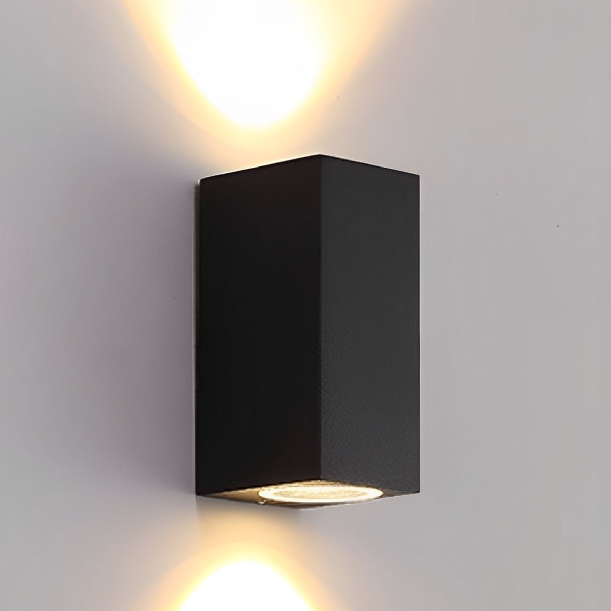 Waterproof Modern Rectangular LED Outdoor Wall Light - Pulens