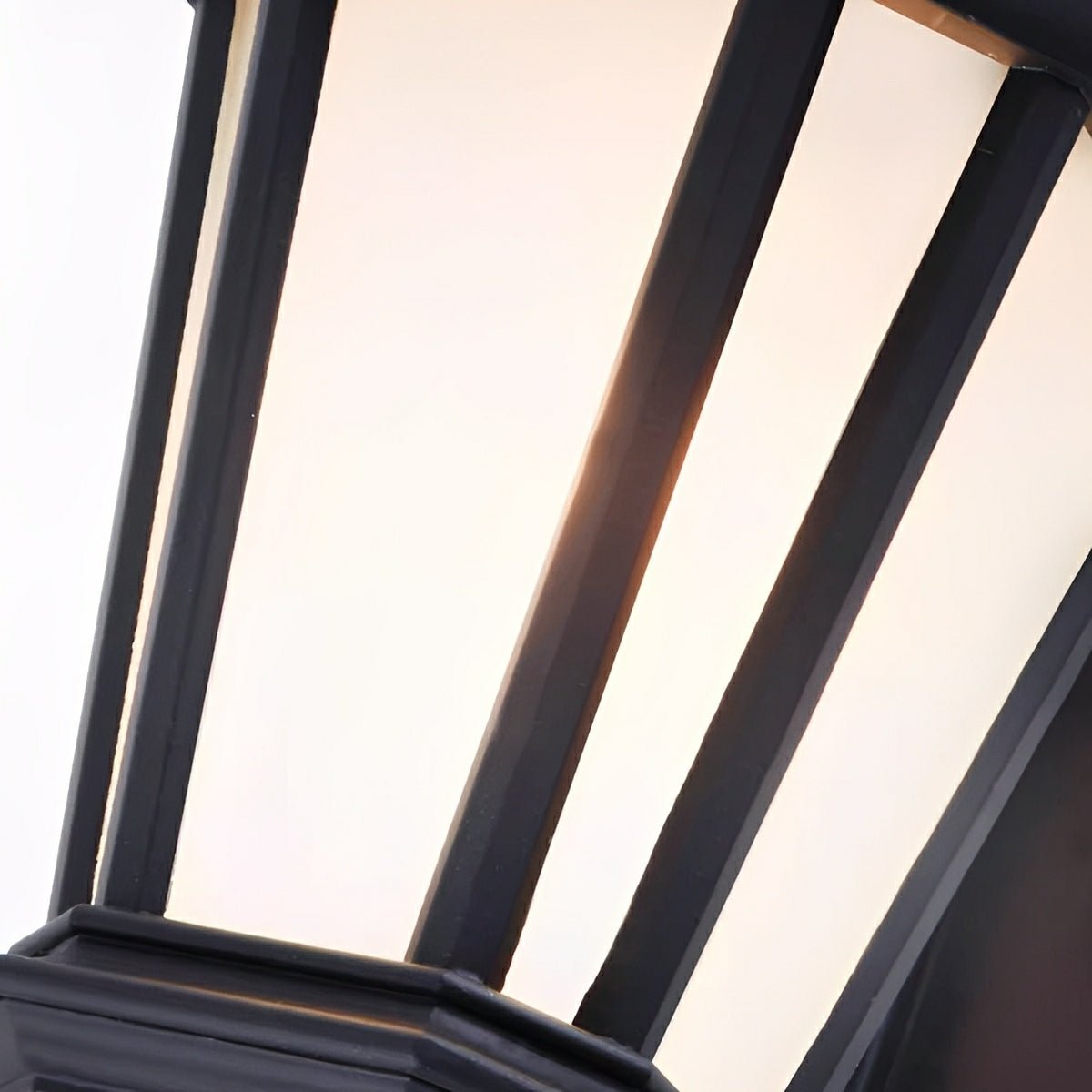 Dimmable Carriage Outdoor Wall Light - Pulens
